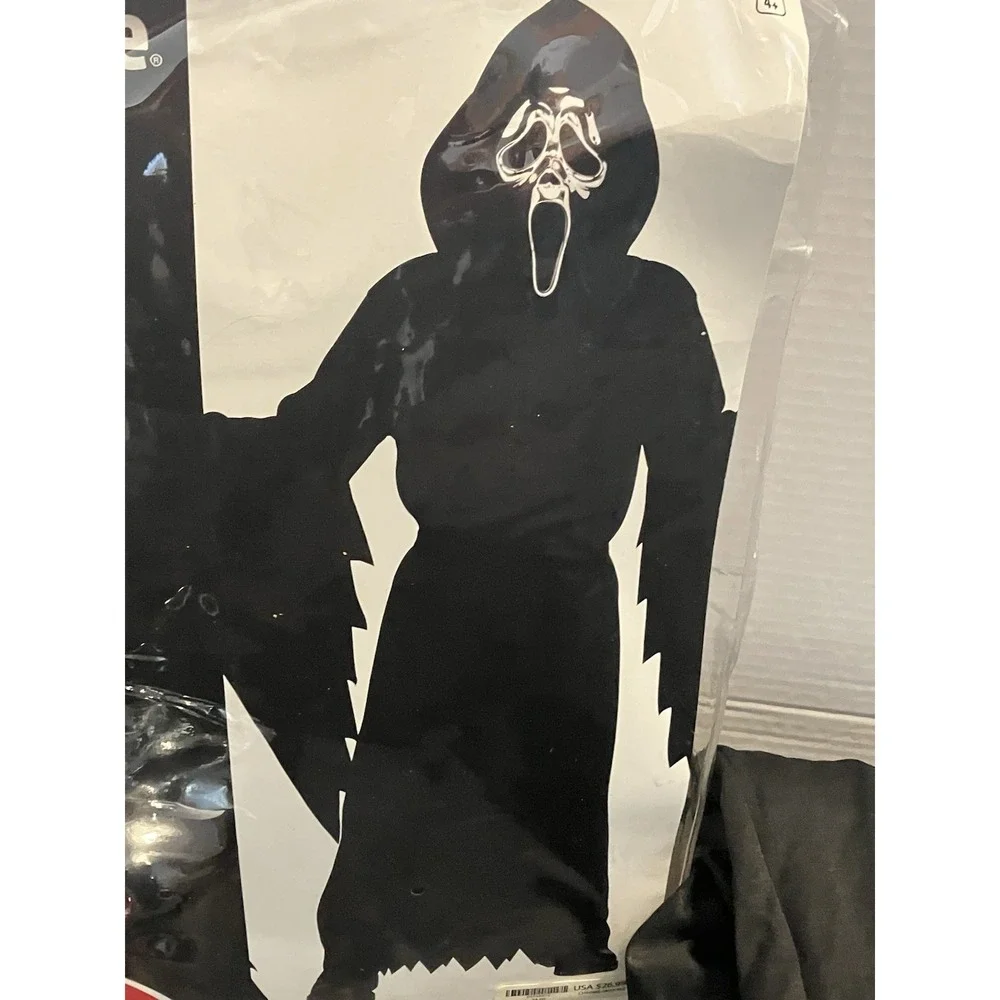 Spirit Halloween Scream Chrome Ghost Face Childs Costume Medium Y 8-10